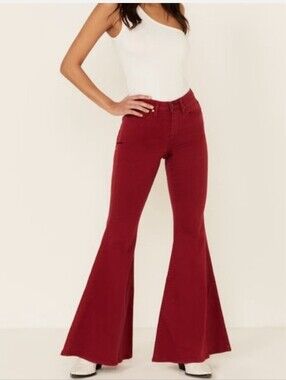 Shyanne High-Rise Flare Jeans in Wine Red
